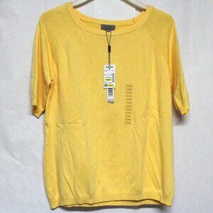 Joseph A. XL Women's Pineapple Colored Short Sleeve Knit Top With Small Pull